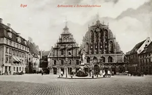 Unmarried: City square in Riga, Latvia