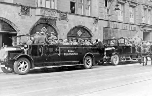 Aktiengesellschaft: City tour in Berlin, 1930s