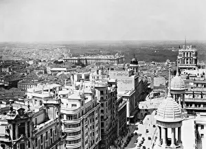 Palacio: City view of Madrid, 1934