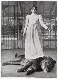 Heliot: Claire Heliot, lion tamer
