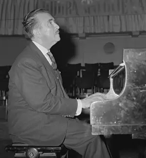 Claudio: Claudio Arrau - piano player - Prague Spring