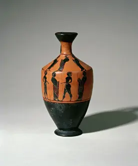 Amphora: Clay amphora with black figures