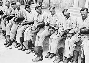 Deployed: Cleaning duty of reserve soldiers in the armed forces. 1935