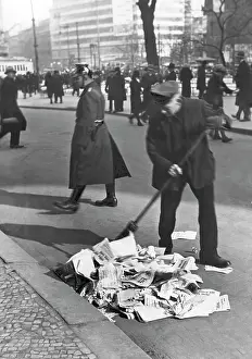 Thrown: Cleaning up after the elections, 1932