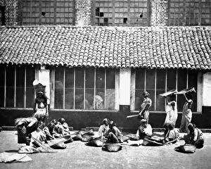 Sort: Cleaning and sorting coffee, India