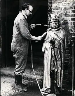 Coating: Cleaning statue from House of Commons, London
