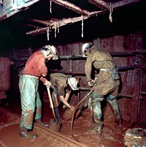 Boot: Clearing Bristol Sewers