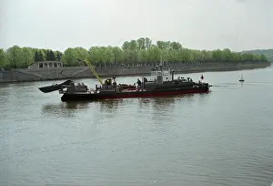Clearing: Clearing of Moskva River water area