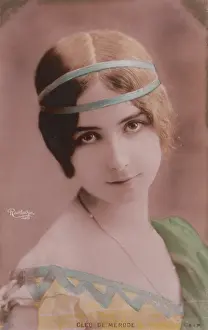 Cleo: CLEO DE MERODE