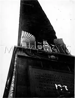 Monolith: CLEOPATRA'S NEEDLE