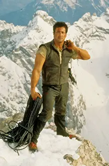 Cliffhanger: CLIFFHANGER