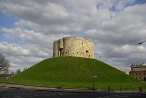 1322: Clifford's Tower, part of York Castle, Yorkshire