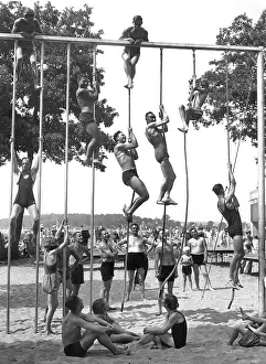 Wannsee: Climbing frame at the Wannsee, 1934
