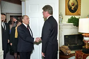 Handshake: Bill Clinton - Francois Mitterrand - Politics