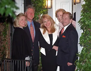 Judita: Bill Clinton - Hillary Clinton - Madeleine Albright