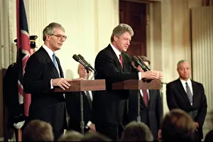 1990 1999: Bill Clinton - John Major - Politics
