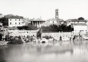 Drain: The Cloaca Maxima, drain, sewer, Rome Italy