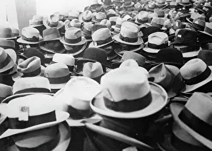 Cloakroom: Cloakroom for hats