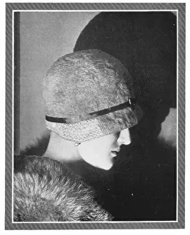 Crocheted: Cloche hat