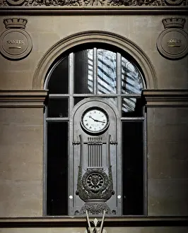 Brongniart: Clock, Nave, Palais Brongniart, Paris Bourse, Paris, France