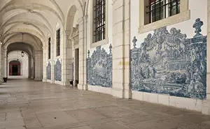 Fora: Cloister, Monastery of Sao Vicente de Fora, Lisbon, Portugal