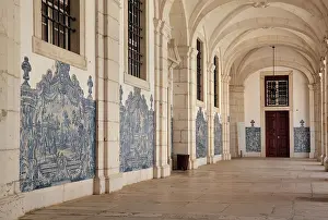 Fora: Cloister, Monastery of Sao Vicente de Fora, Lisbon, Portugal
