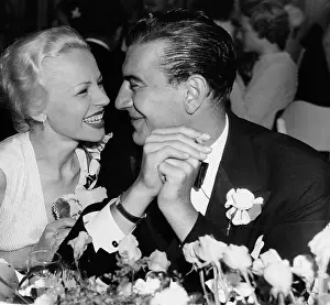 Spontaneity: Closeup of happy couple