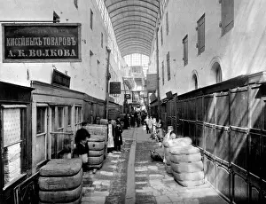 Dealers: CLOTHES MARKET/RUSSIA