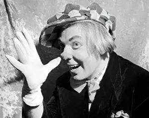 Popov: Clown Oleg Popov