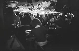 Nora: Club U4