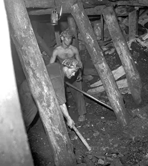 Saroch: Coal miners - brown coal