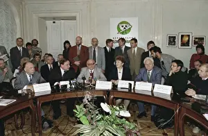 Journalists: Coalition of liberal parties created