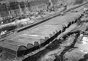 Coffins: Coffins of a submarine crew, 1928