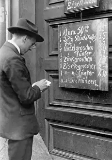 Writes: Coins as commodity, 1923