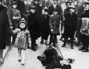Ghetto: A collapsed person in the Warsaw Ghetto