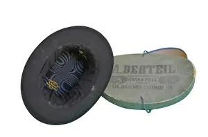 Folds: Collapsible top hat by A Berteil of Paris