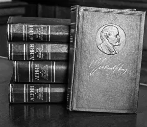 Yevzerikhin: The collected writings of V. I. Lenin