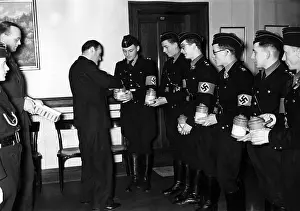 Collectors: Collection for the Winter Relief in the Berlin Scherl