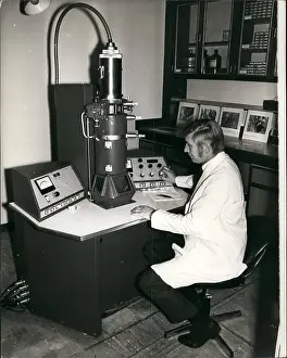 Microscopes: Colleges - Education - Educators - Professors