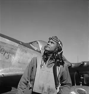 Ramitelli: Colonel Benjamin O. Davis at an air base ?