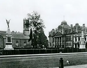 Pettit: Colonial Building