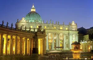 Sain: Colonnade of St Peter's Square of Vatican, by Bernini
