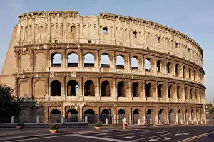 Amphitheaters: Colosseum, Rome, Italy