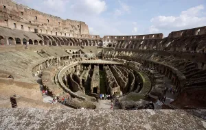Amphitheaters: Colosseum, Rome, Italy