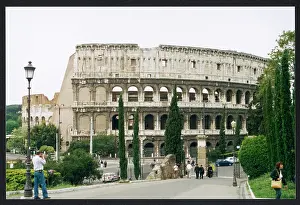 Nicola Swann: COLOSSEUM/ROME/SIDE VIEW