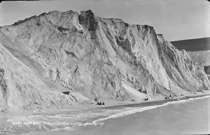 Alum: The Coloured Cliffs of Alum Bay