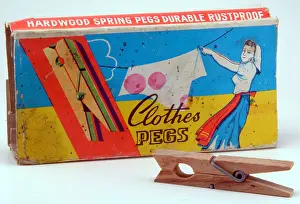 Pegs: Colourful clothes peg box