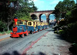 Colwyn: Colwyn Bay - Train, Eirias Park