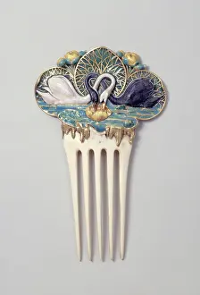 Comb: Comb decorated with swans
