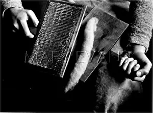 Carding: COMBING WOOL